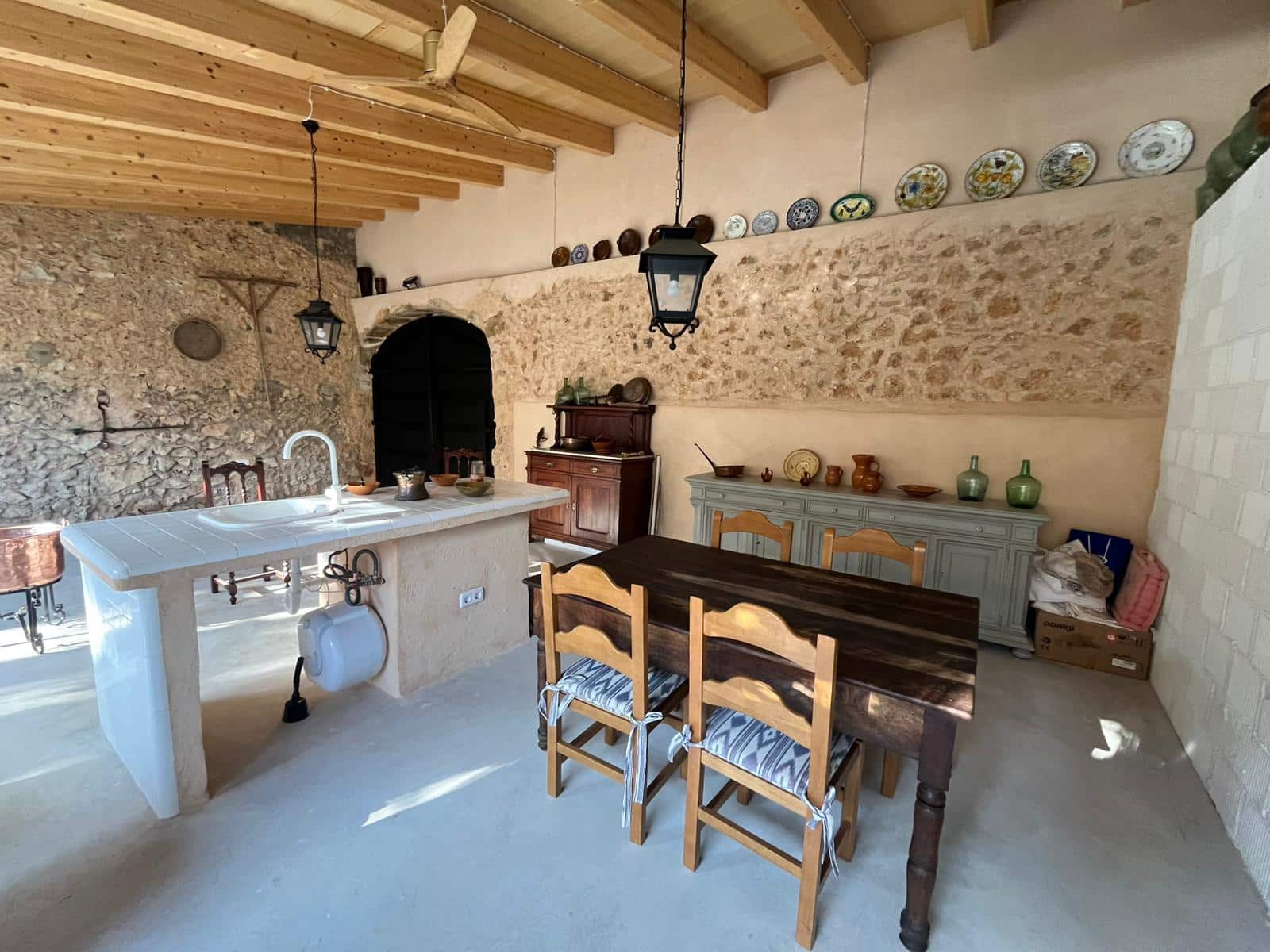 4 bedroom Villa for rent in Sencelles with pool garage - € 4,000 (Ref: 9380159)