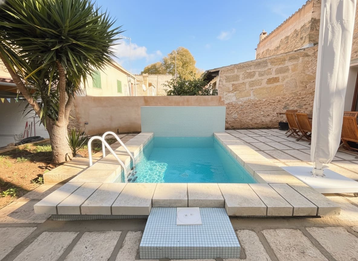 4 bedroom Villa for rent in Sencelles with pool garage - € 4,000 (Ref: 9380159)