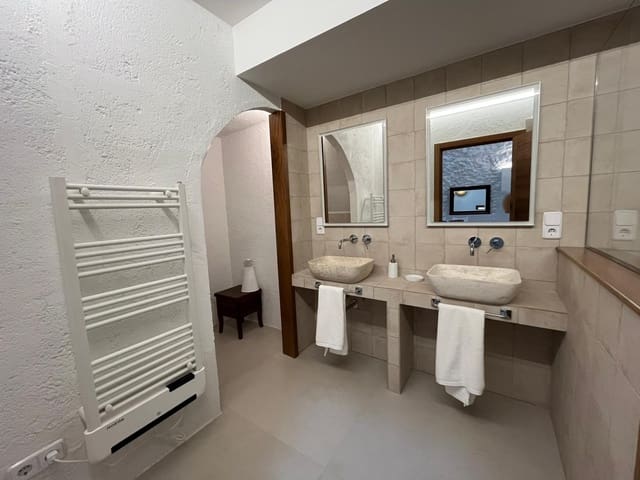 4 Zimmer Villa zu vermieten in Sencelles mit Pool Garage - 4.000 € (Ref: 9380159)