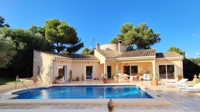 3 soveværelse Villa til salg i Santa Ponsa, Calvià med swimmingpool garage - € 1.325.000 (Ref: 9384809)