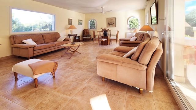 3 soveværelse Villa til salg i Santa Ponsa, Calvià med swimmingpool garage - € 1.325.000 (Ref: 9384809)