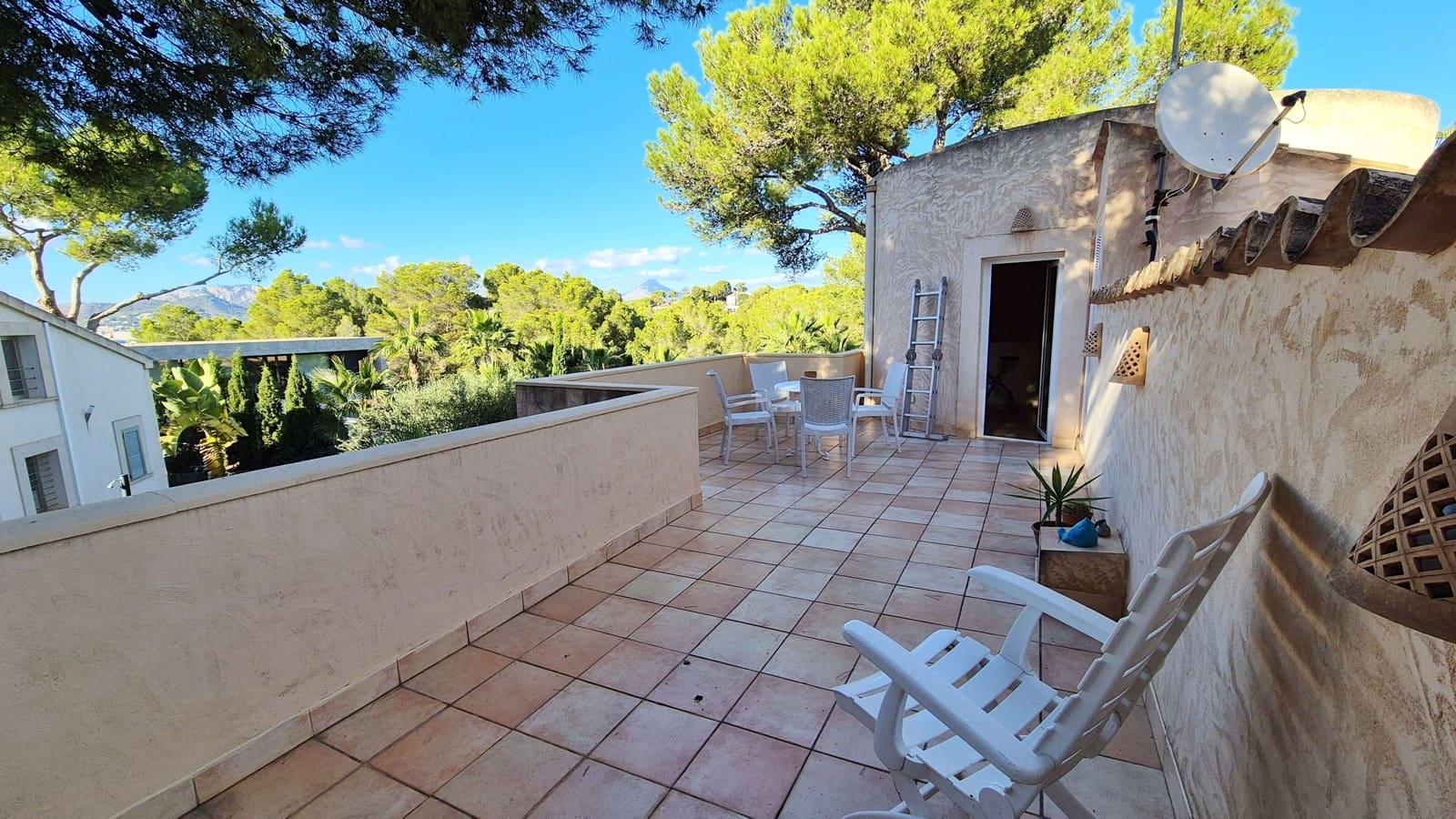 3 soveværelse Villa til salg i Santa Ponsa med swimmingpool garage - € 1.325.000 (Ref: 9384809)