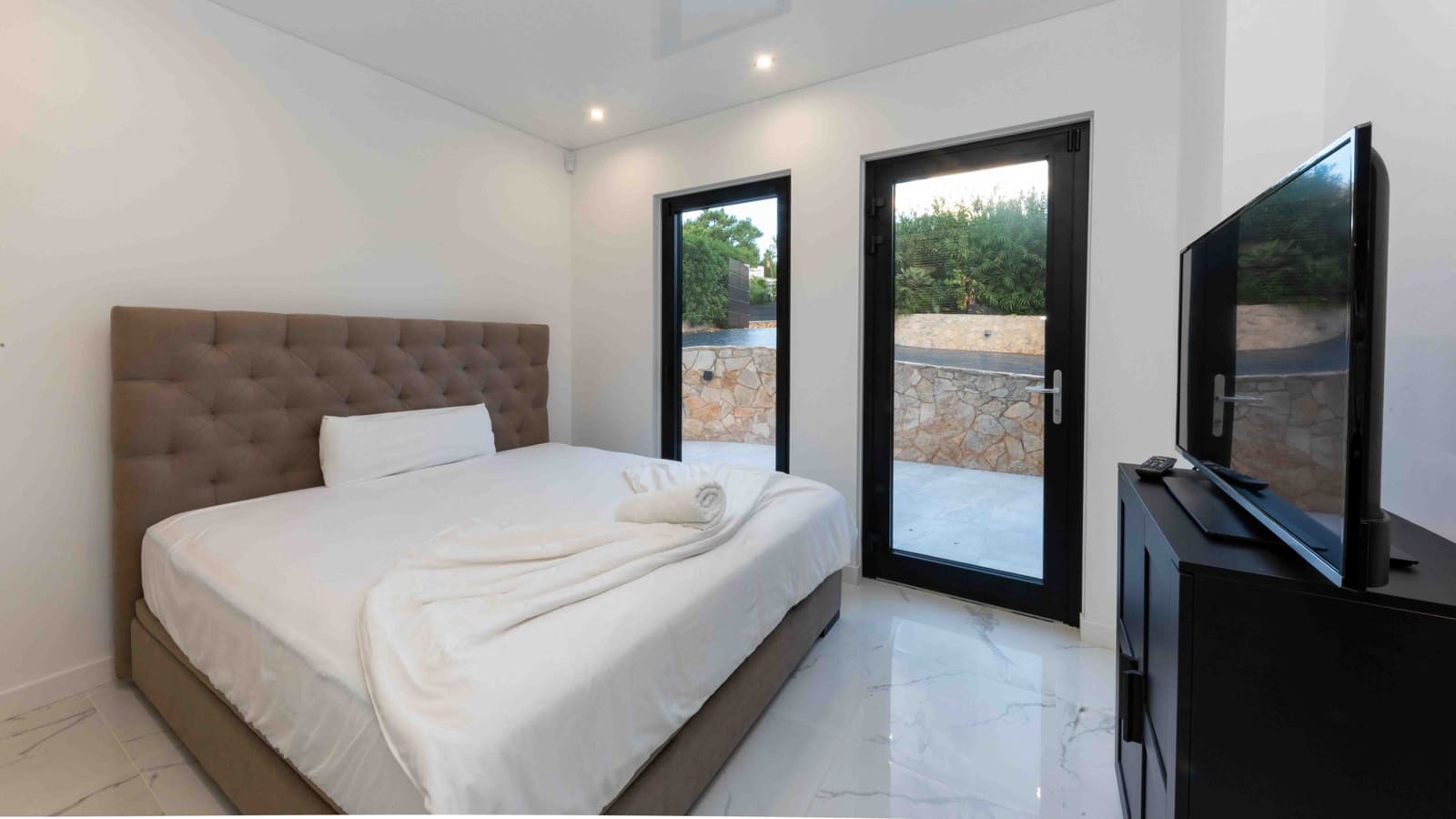 4 soveværelse Villa til salg i Santa Ponsa med swimmingpool garage - € 3.600.000 (Ref: 9384810)