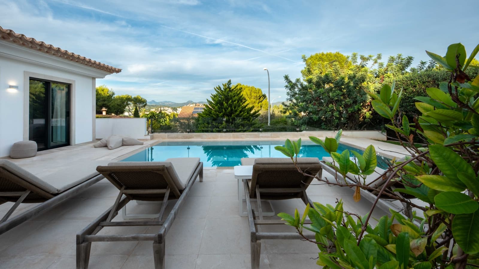 Chalet de 5 habitaciones en Santa Ponsa en venta con piscina garaje - 3.690.000 € (Ref: 9384811)