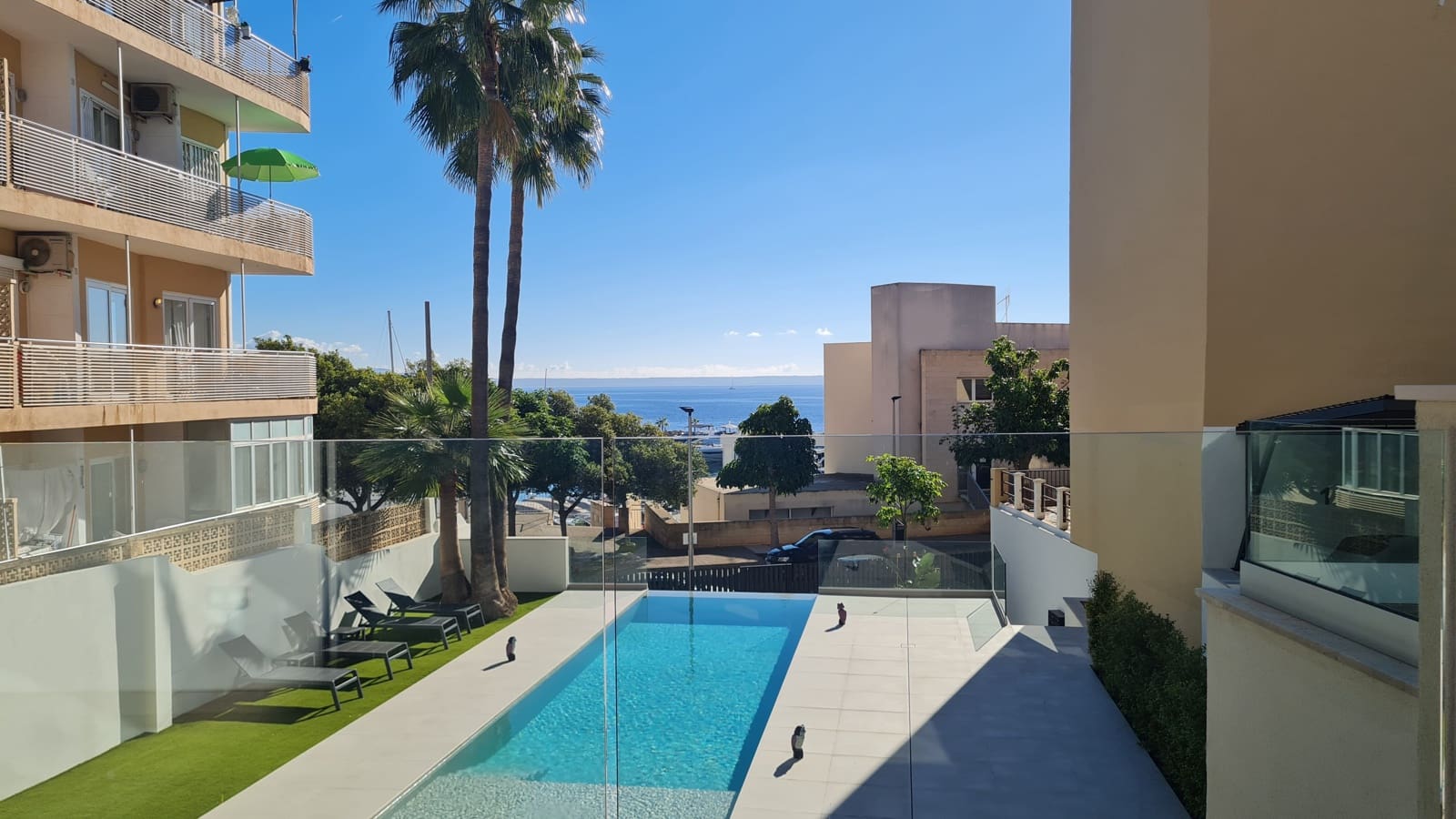 2 soverom Leilighet til leie i Palma de Mallorca med garasje - € 2 900 (Ref: 9384812)