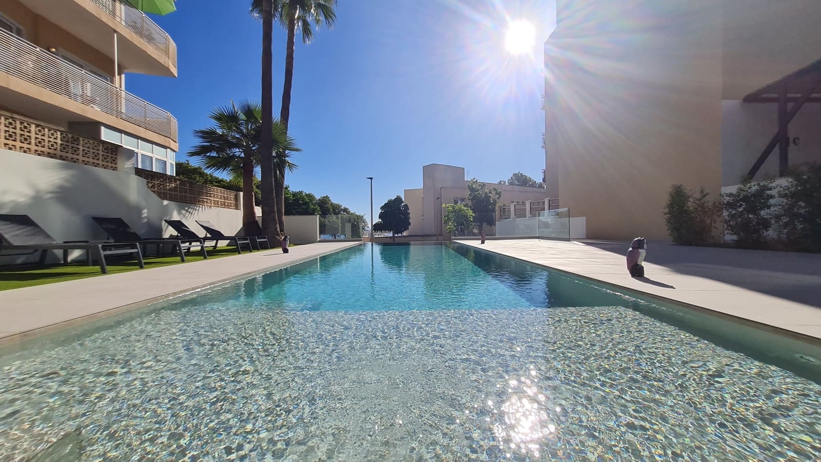 2 soverom Leilighet til leie i Palma de Mallorca med garasje - € 2 900 (Ref: 9384812)