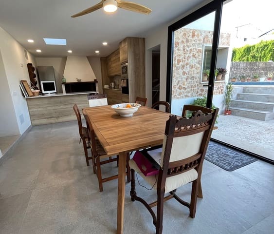 3 soveværelse Villa til leje i Ariany med swimmingpool garage - € 3.000 (Ref: 9386694)