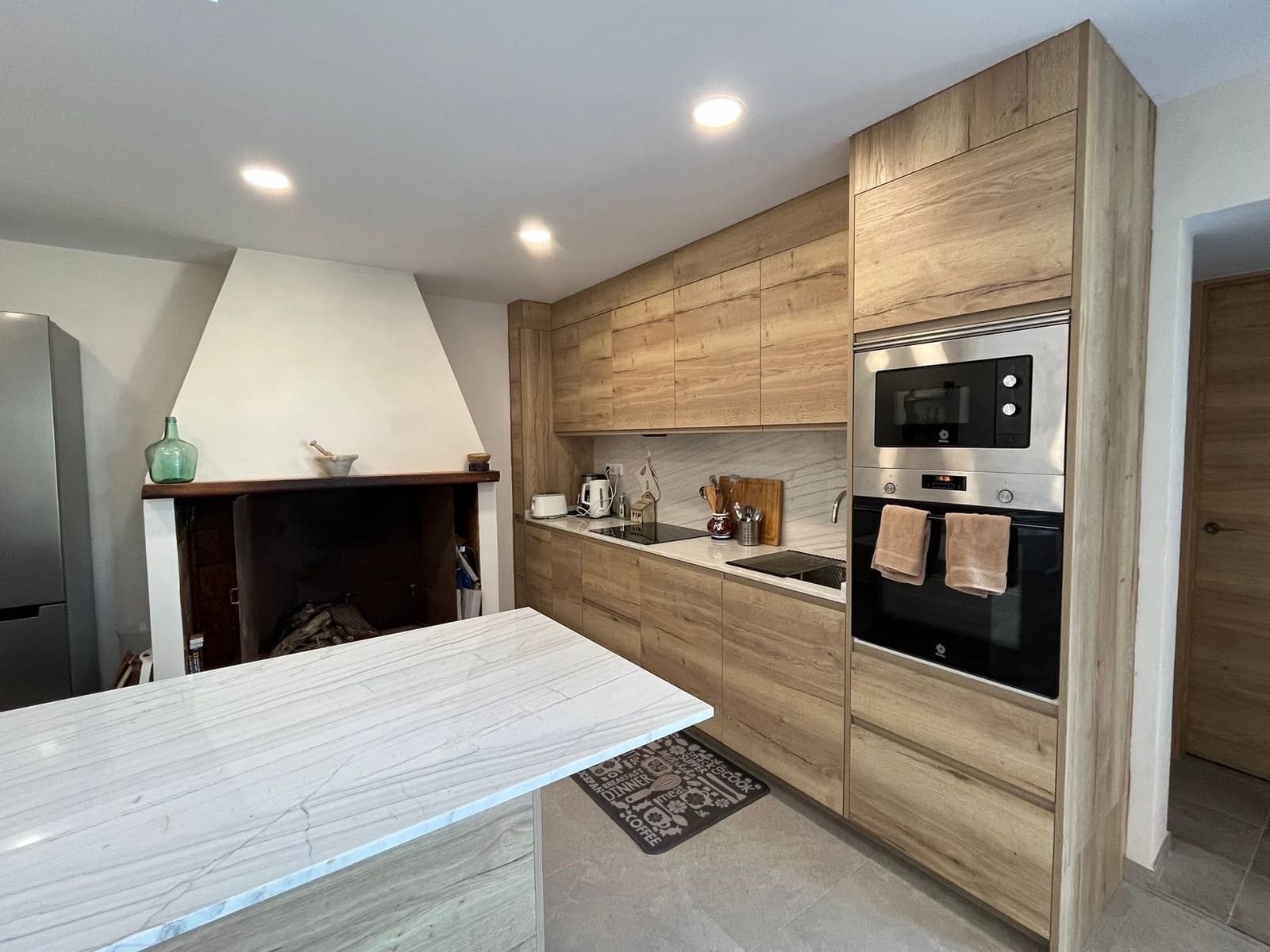 3 soveværelse Villa til leje i Ariany med swimmingpool garage - € 3.000 (Ref: 9386694)