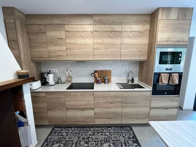 3 soveværelse Villa til leje i Ariany med swimmingpool garage - € 3.000 (Ref: 9386694)