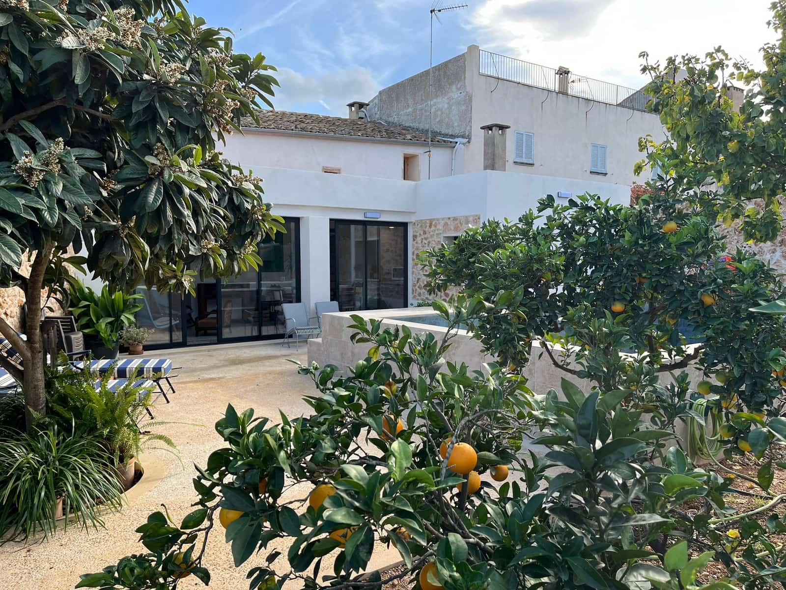 3 soveværelse Villa til leje i Ariany med swimmingpool garage - € 3.000 (Ref: 9386694)