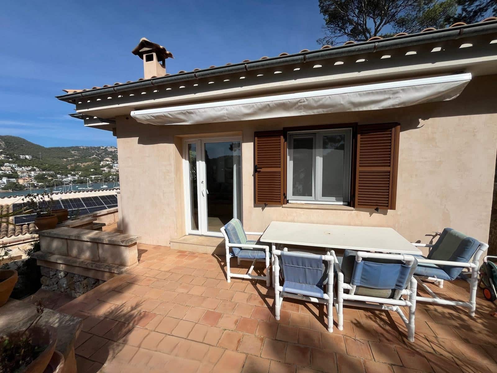 2 soveværelse Villa til leje i Puerto de Andratx med garage - € 2.990 (Ref: 9389924)