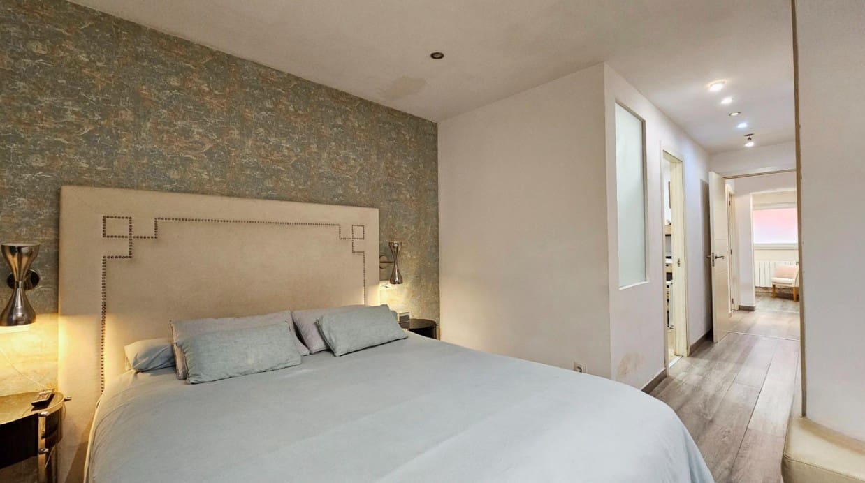 3 slaapkamer Appartement te koop in Bendinat met garage - € 749.000 (Ref: 9389925)