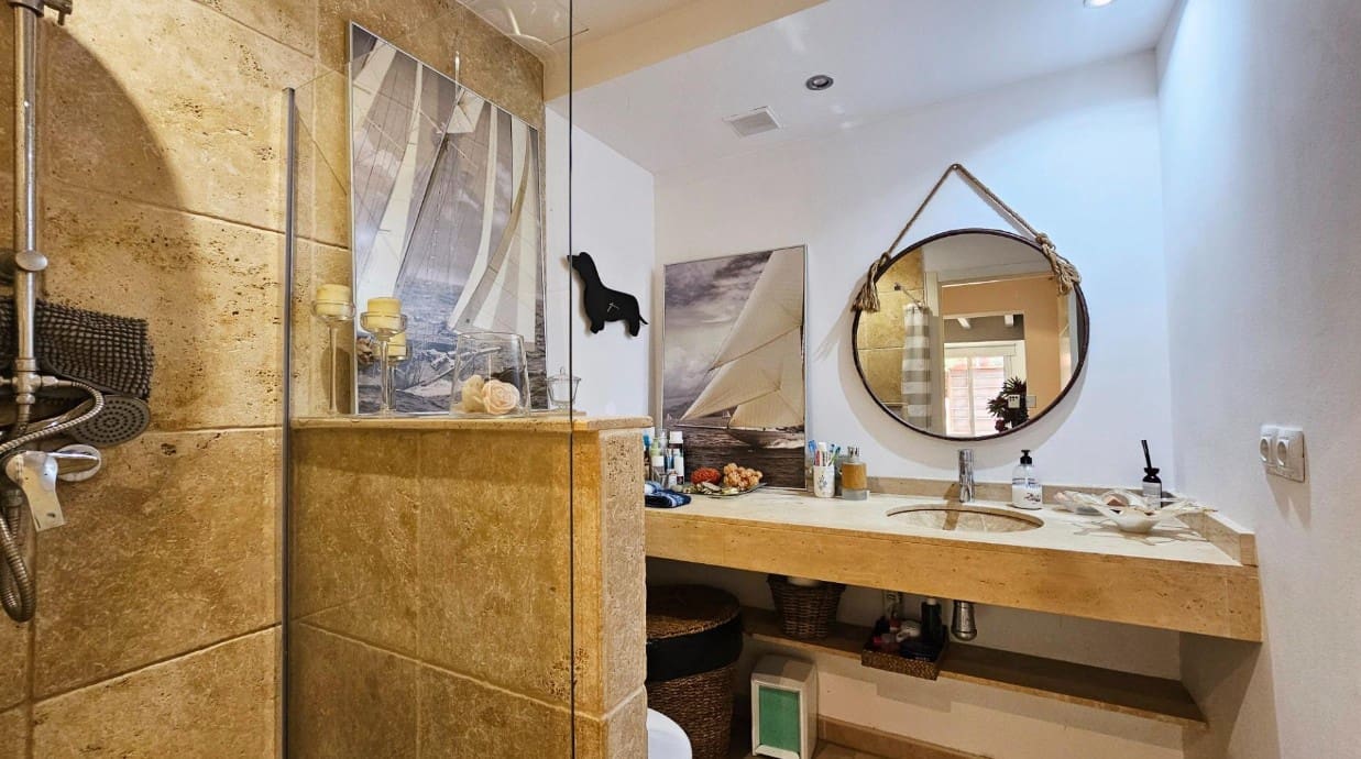 3 slaapkamer Appartement te koop in Bendinat met garage - € 749.000 (Ref: 9389925)