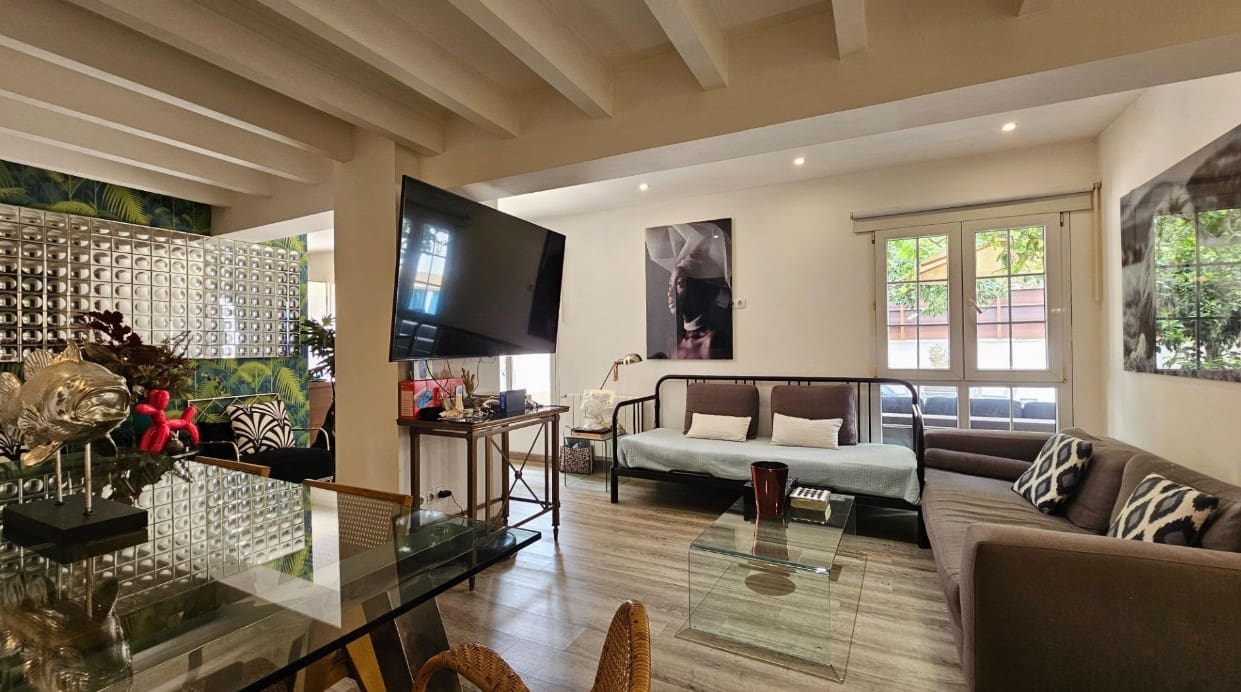 3 slaapkamer Appartement te koop in Bendinat met garage - € 749.000 (Ref: 9389925)