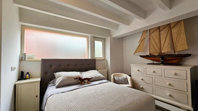 3 slaapkamer Appartement te koop in Bendinat, Calvià met garage - € 749.000 (Ref: 9389925)