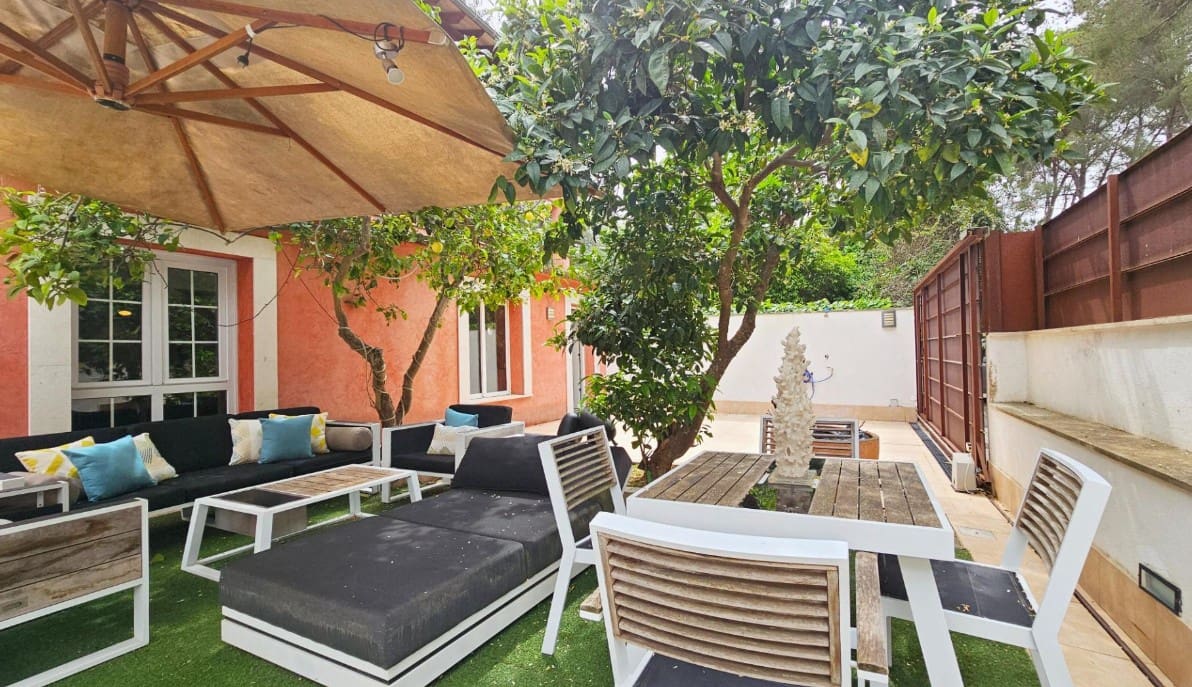 3 slaapkamer Appartement te koop in Bendinat met garage - € 749.000 (Ref: 9389925)