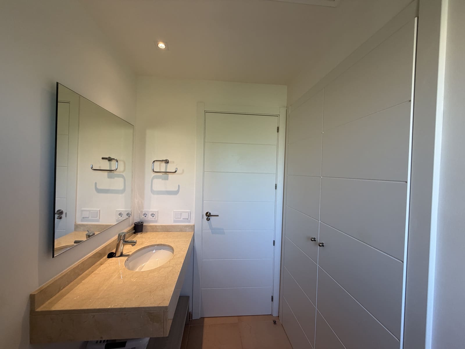 2 bedroom Penthouse for sale in Sa Rapita / La Rapita with garage - € 480,000 (Ref: 9389926)