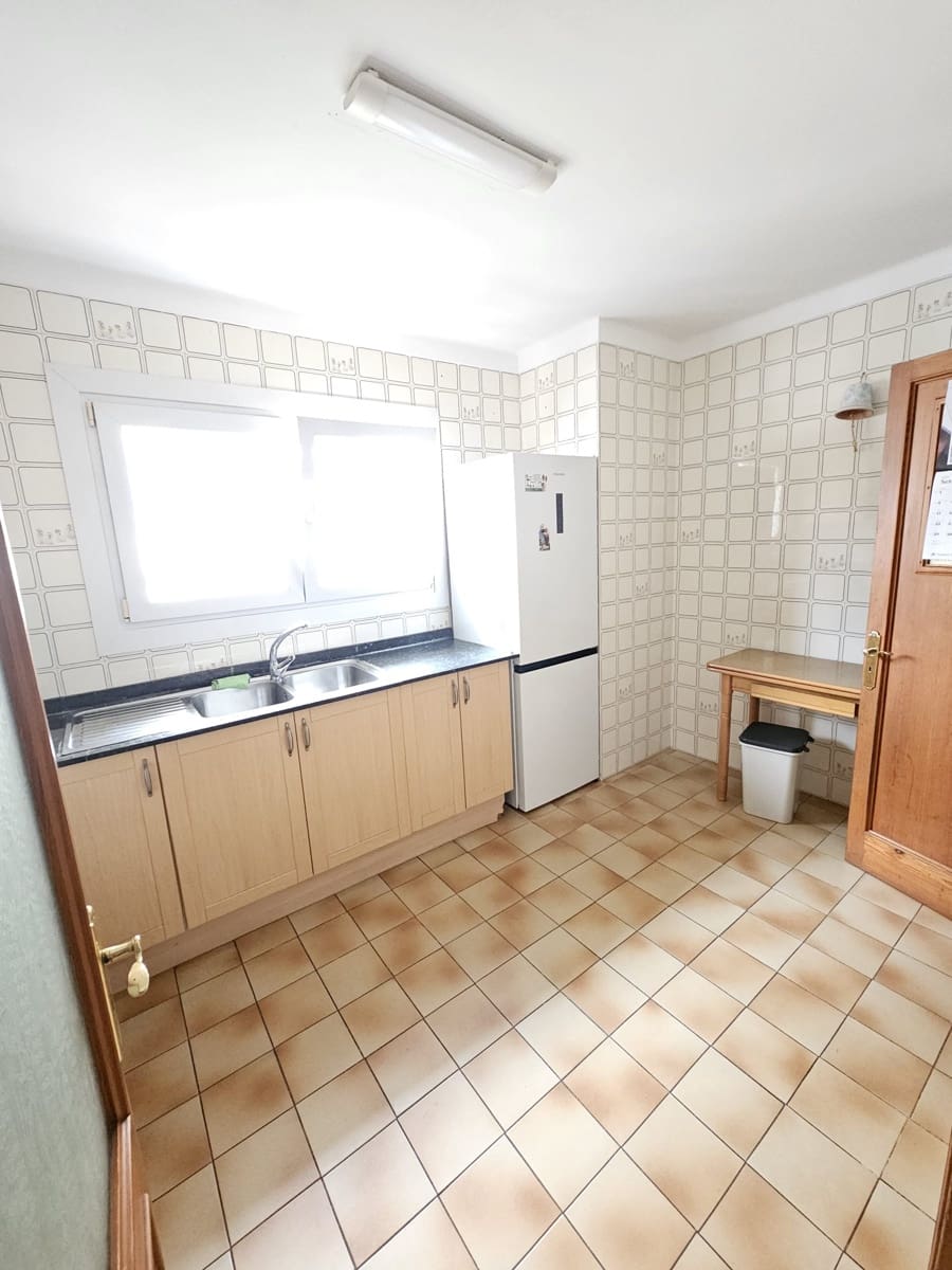 3 bedroom Apartment for rent in Pollensa / Pollenca - € 1,850 (Ref: 9395279)