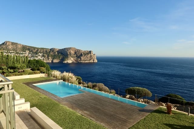 2 soveværelse Lejlighed til salg i Puerto de Andratx, Andratx med garage - € 1.690.000 (Ref: 9395282)