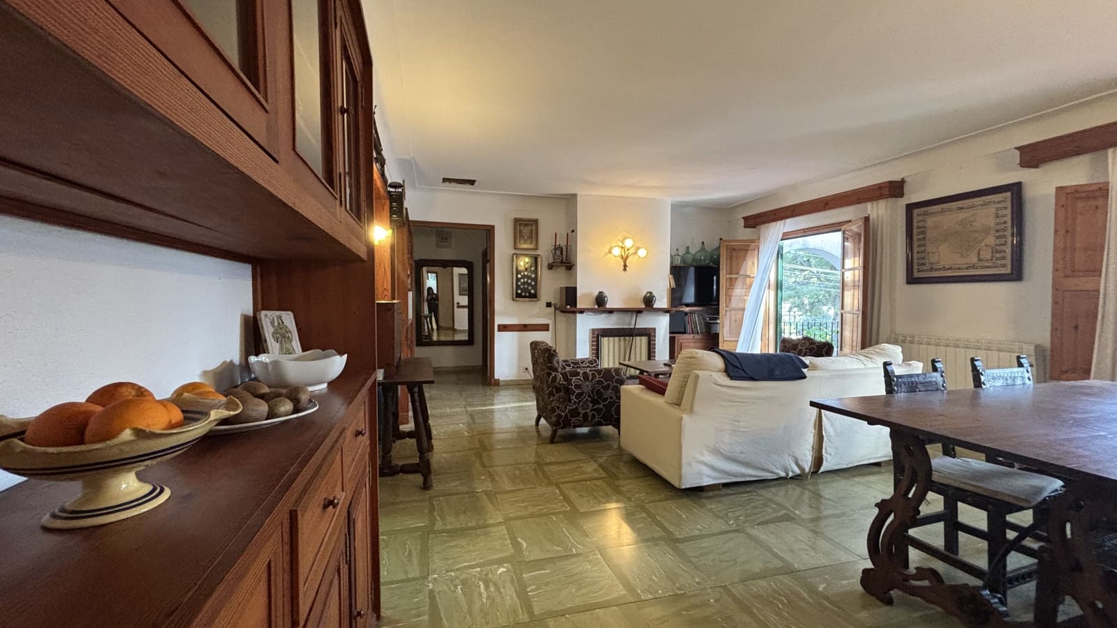 4 bedroom Villa for sale in Costa de la Calma with garage - € 1,200,000 (Ref: 9397823)