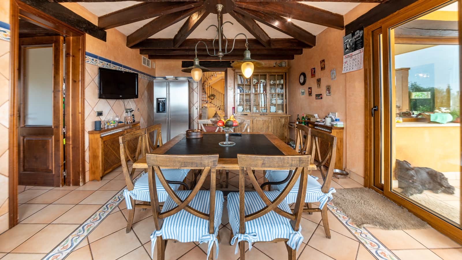 5 slaapkamer Villa te koop in Puntiro met zwembad garage - € 4.100.000 (Ref: 9397825)