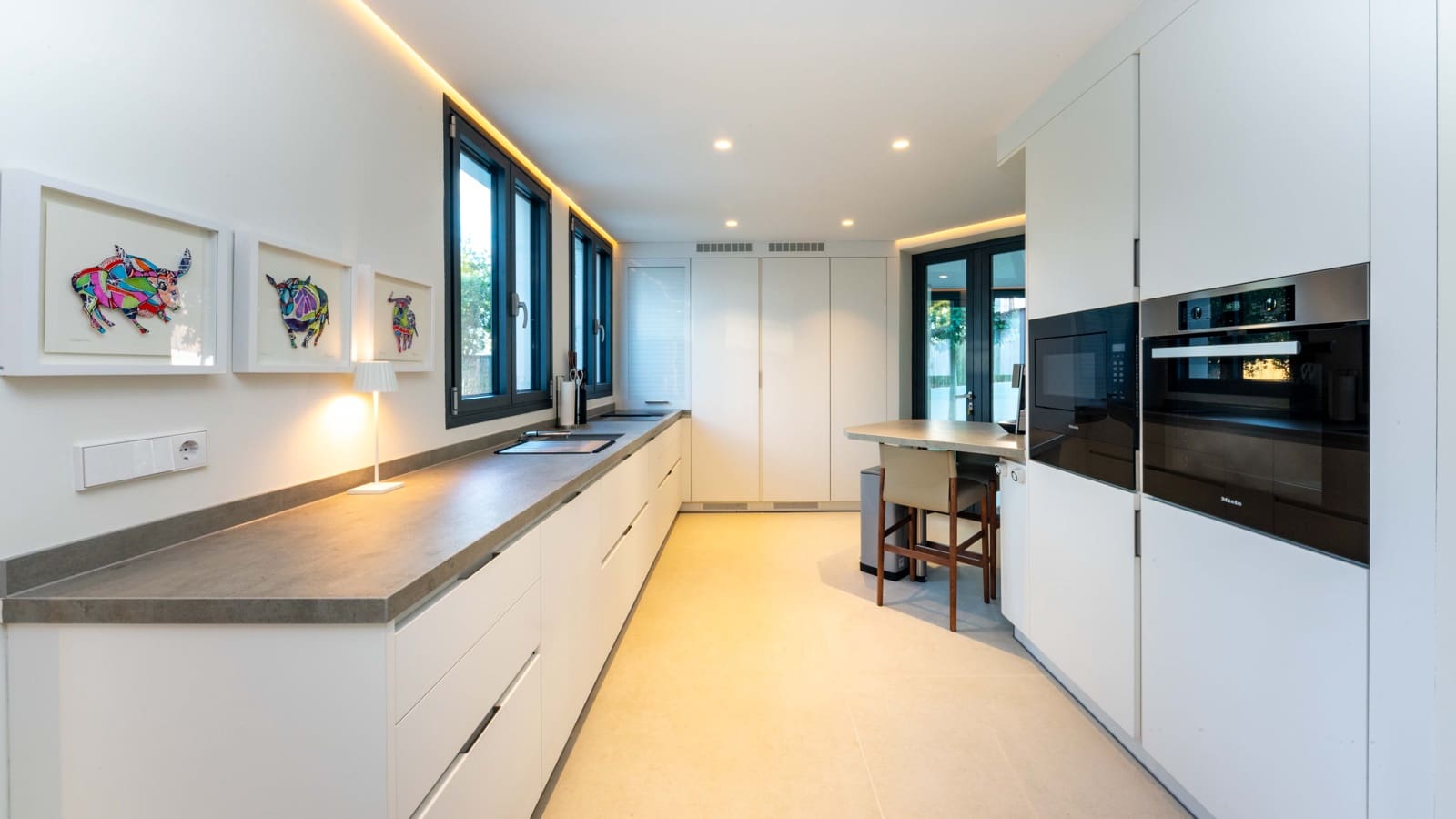 4 Zimmer Villa zu verkaufen in Santa Ponsa mit Pool Garage - 4.200.000 € (Ref: 9400127)