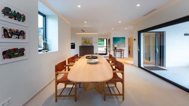 4 Zimmer Villa zu verkaufen in Santa Ponsa, Calvià mit Pool Garage - 4.200.000 € (Ref: 9400127)