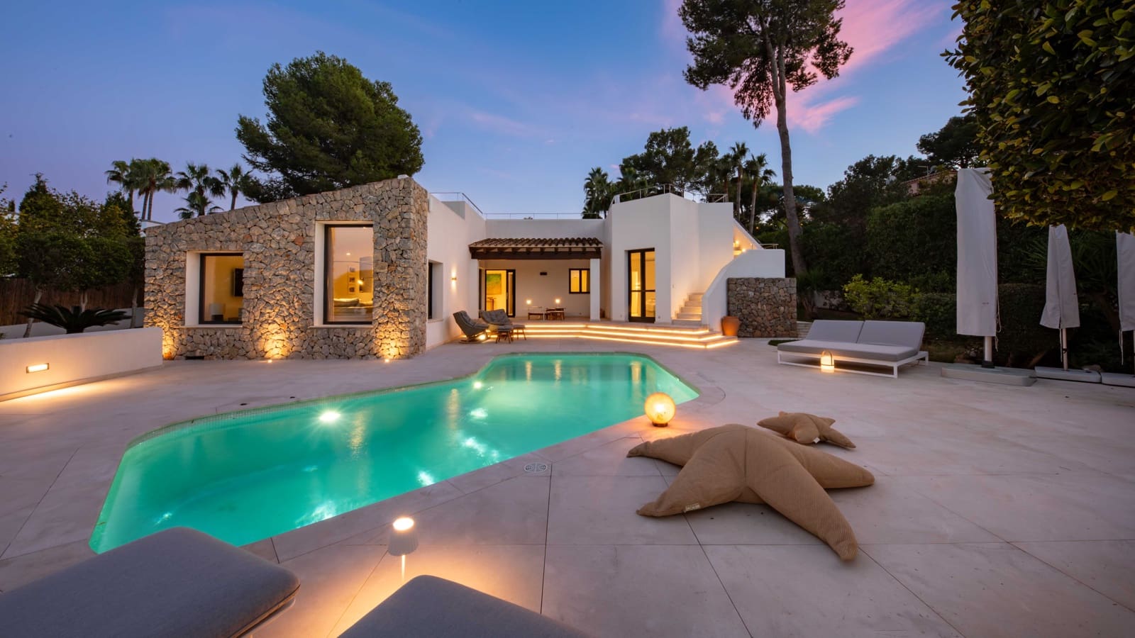 4 Zimmer Villa zu verkaufen in Santa Ponsa mit Pool Garage - 4.200.000 € (Ref: 9400127)