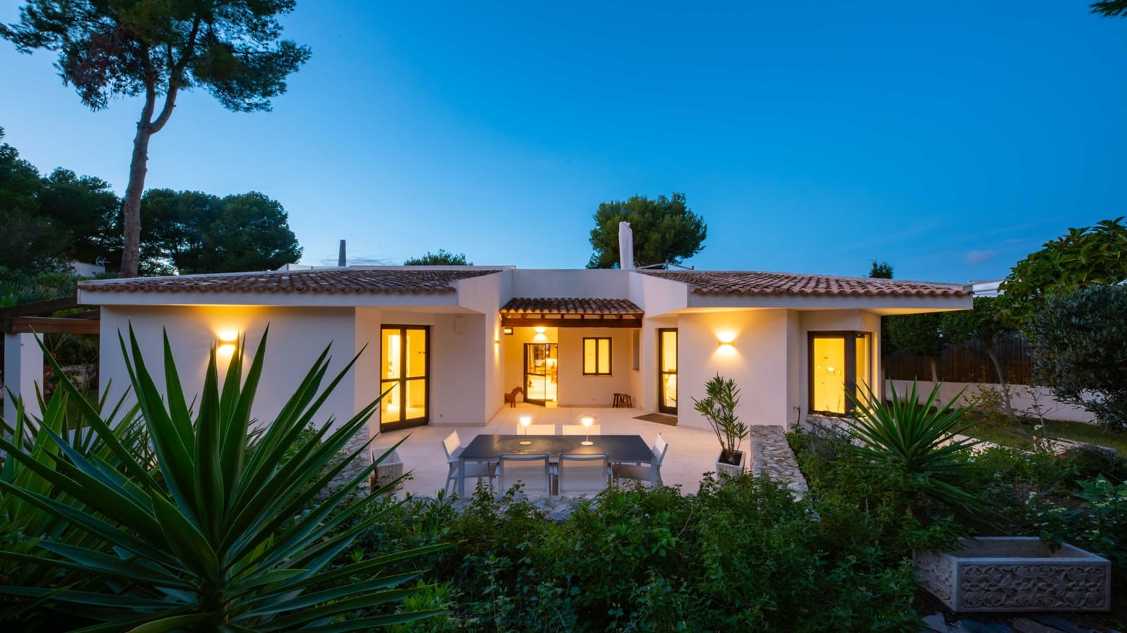 4 Zimmer Villa zu verkaufen in Santa Ponsa mit Pool Garage - 4.200.000 € (Ref: 9400127)