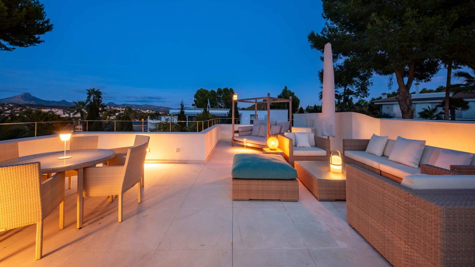 4 Zimmer Villa zu verkaufen in Santa Ponsa mit Pool Garage - 4.200.000 € (Ref: 9400127)