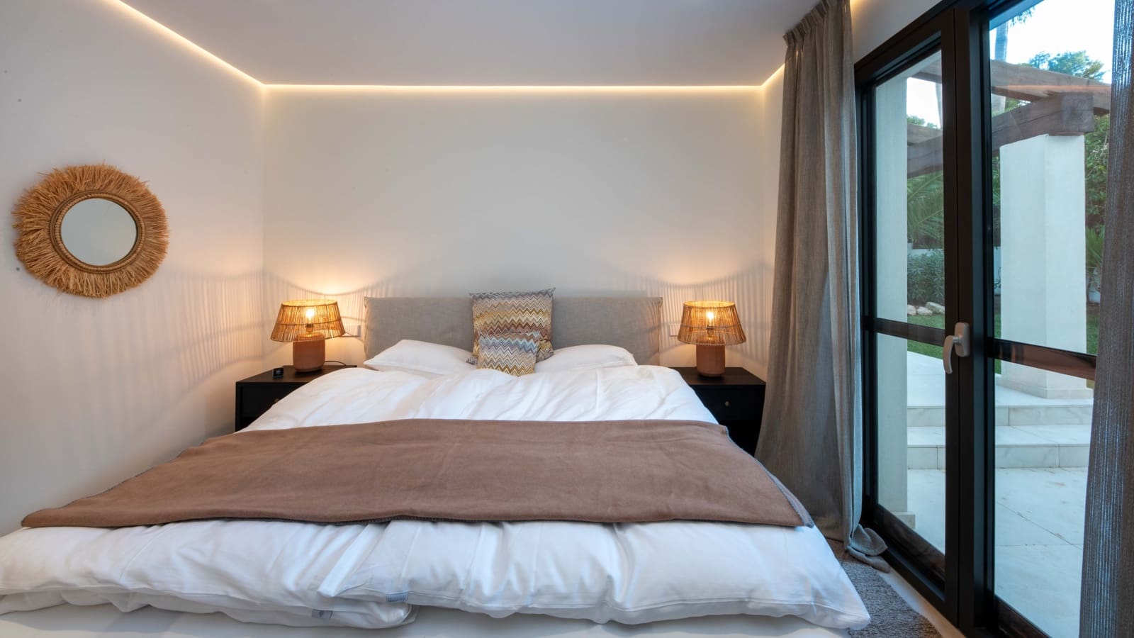 4 Zimmer Villa zu verkaufen in Santa Ponsa mit Pool Garage - 4.200.000 € (Ref: 9400127)