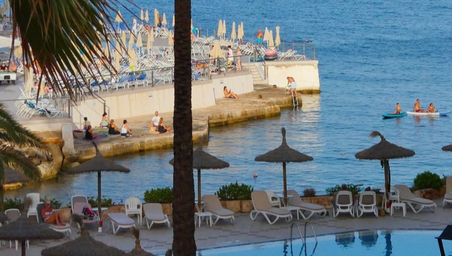 2 soveværelse Lejlighed til leje i Cala Vinyes / Cala Vinyas / Cala Vinas med garage - € 2.000 (Ref: 9402546)