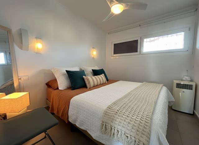 Apartamento de 2 habitaciones en Cala Vinyes / Cala Vinyas / Cala Viñas, Calvià en alquiler con garaje - 2.000 € (Ref: 9402546)