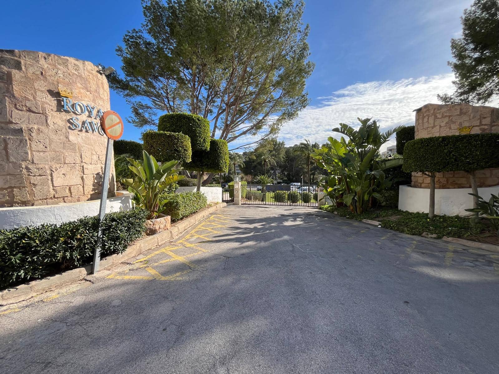 2 bedroom Apartment for rent in Cala Vinyes / Cala Vinyas / Cala Vinas with garage - € 2,000 (Ref: 9402546)