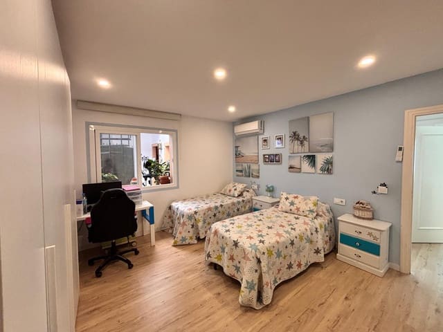 3 bedroom Apartment for rent in San Agustín / Sant Agustí, Palma de Mallorca - € 2,500 (Ref: 9402547)