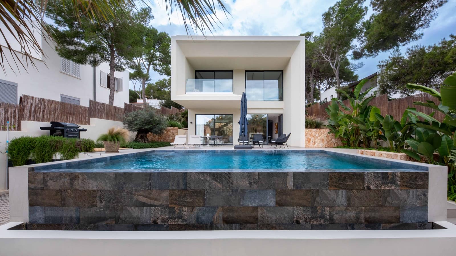 3 sovrum Villa till salu i El Toro / Port Adriano med pool garage - 2 190 000 € (Ref: 9402549)