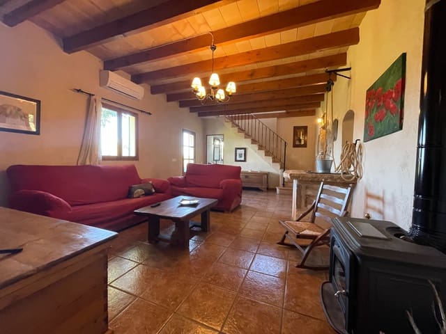 4 bedroom Finca/Country House for sale in Sencelles with pool garage - € 1,695,000 (Ref: 9405872)