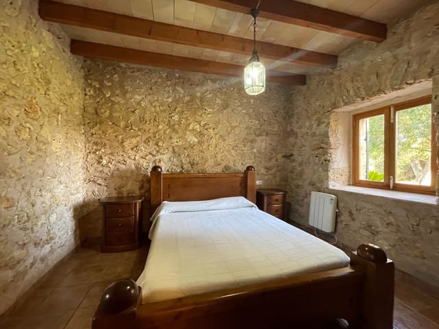 4 bedroom Finca/Country House for sale in Sencelles with pool garage - € 1,695,000 (Ref: 9405872)