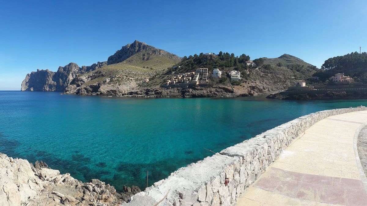 2 sovrum Villa att hyra i Cala San Vicente / Cala Sant Vicenc med garage - 2 200 € (Ref: 9405873)