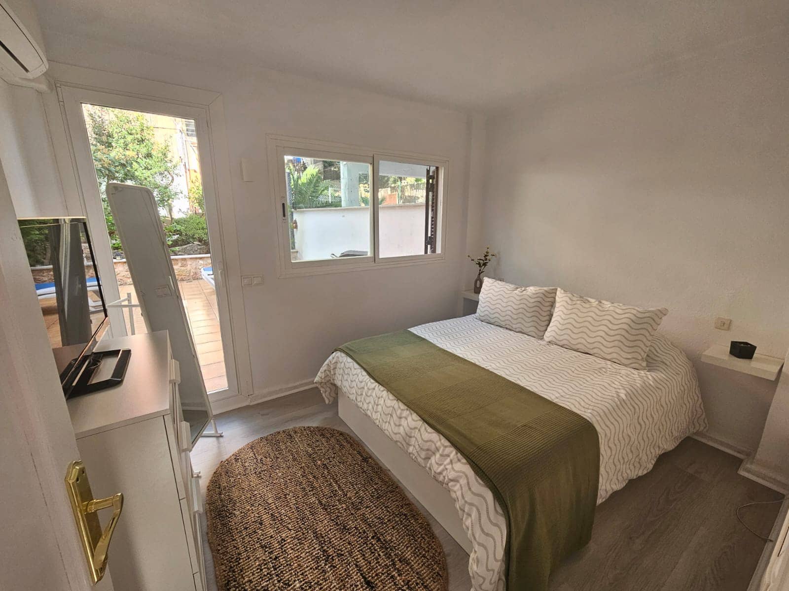 2 sovrum Villa att hyra i Cala San Vicente / Cala Sant Vicenc med garage - 2 200 € (Ref: 9405873)