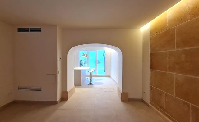 2 bedroom Townhouse for sale in Porreres with garage - € 535,000 (Ref: 9410219)