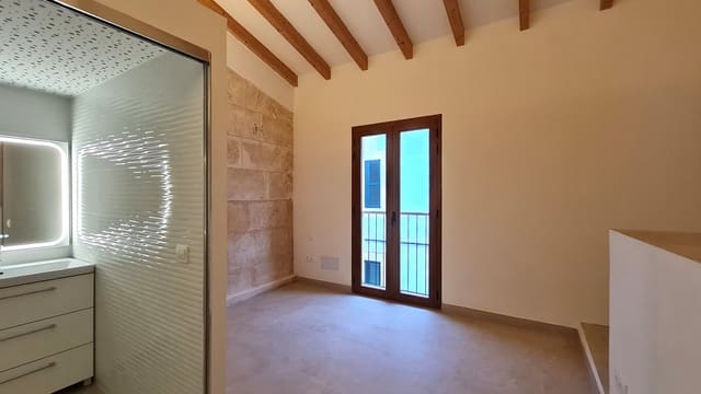 2 bedroom Townhouse for sale in Porreres with garage - € 535,000 (Ref: 9410219)