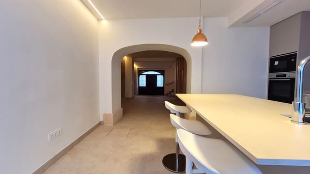 2 bedroom Townhouse for sale in Porreres with garage - € 535,000 (Ref: 9410219)