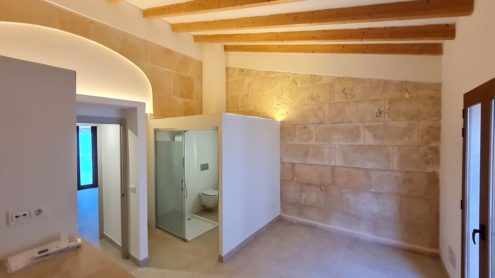 2 bedroom Townhouse for sale in Porreres with garage - € 535,000 (Ref: 9410219)