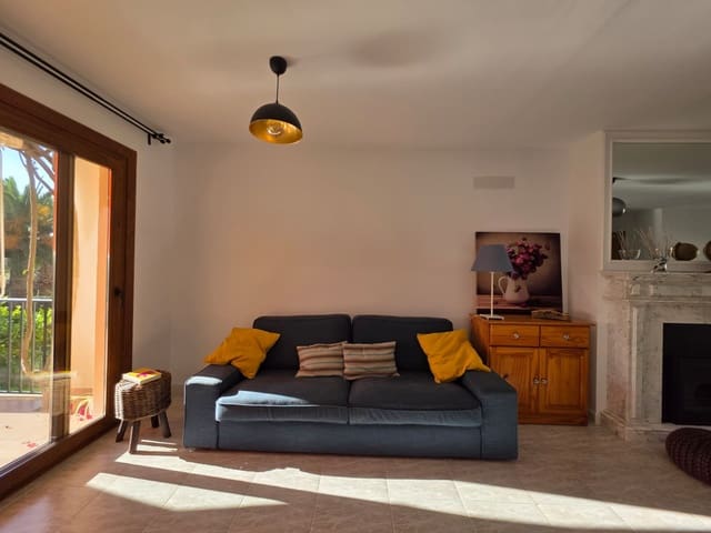 3 sypialnia Willa do wynajęcia w Santa Eugènia z garażem - 2 000 € (Ref: 9413089)