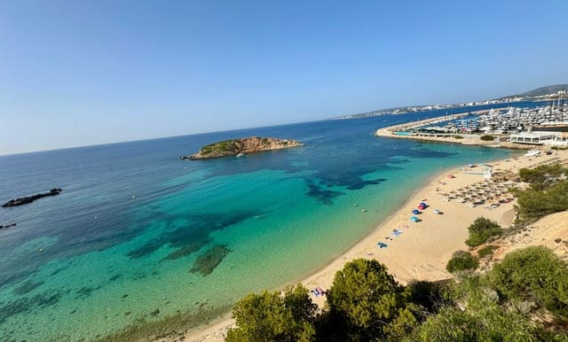 2 bedroom Apartment for rent in Portals Nous, Calvià with garage - € 3,700 (Ref: 9413090)