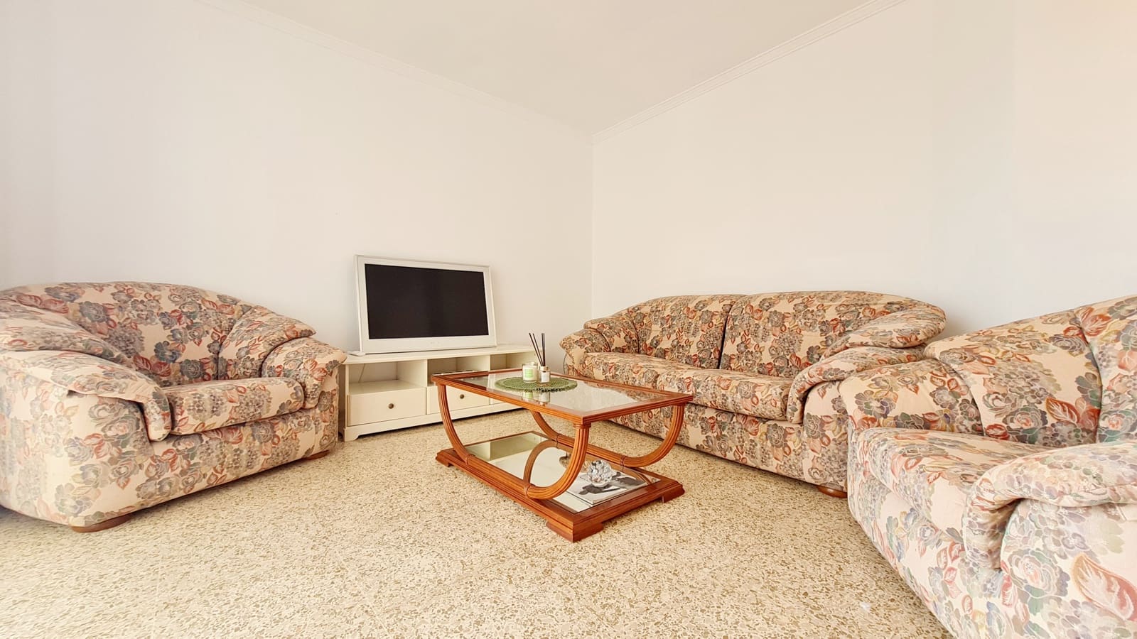 2 soverom Leilighet til leie i Palma de Mallorca med garasje - € 1 500 (Ref: 9413091)