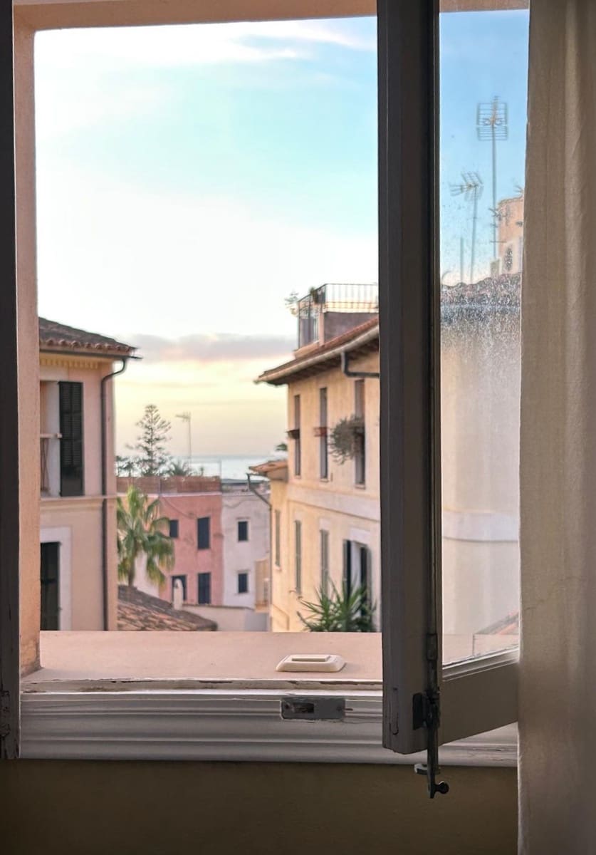 1 soveværelse Lejlighed til leje i Palma de Mallorca - € 1.600 (Ref: 9415230)