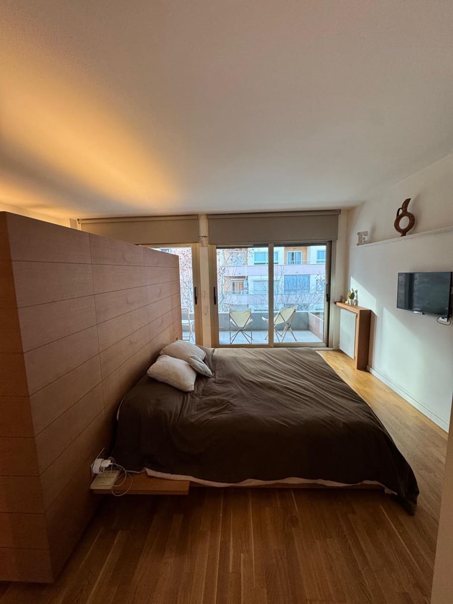 2 soverom Leilighet til leie i Palma de Mallorca med garasje - € 2 200 (Ref: 9418808)