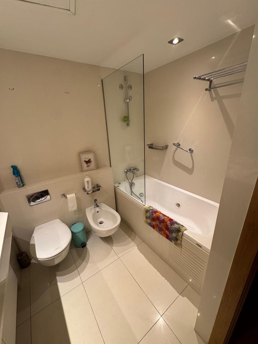 2 soverom Leilighet til leie i Palma de Mallorca med garasje - € 2 200 (Ref: 9418808)